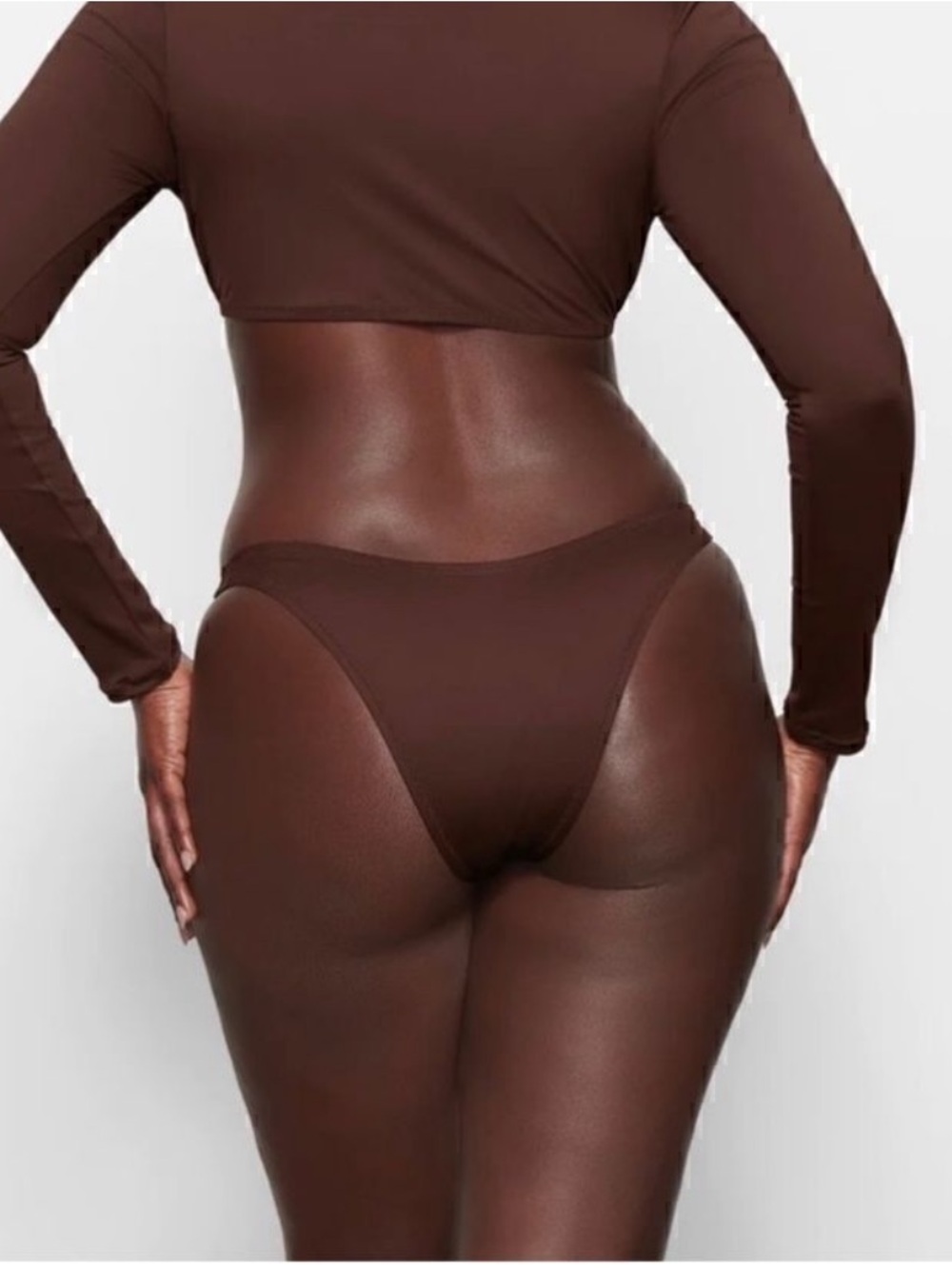 SKIMS Chocolate Brown Cheeky Tanga